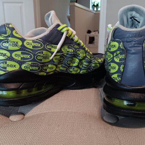 Nike Air Max 95 Youth Size 6 - Picture 2 of 6